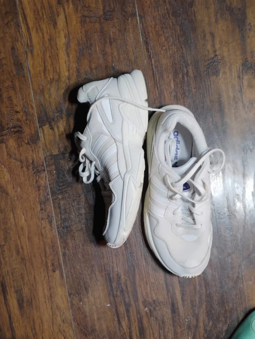 adidas lightweight lace